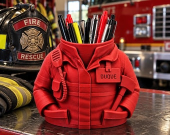 Personalisierter Stiftehalter für Feuerwehrleute – Individuell gravierter Name, 3D-gedruckter Schreibtisch-Organizer