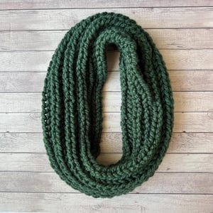 Hand-Knitted Chunky Cowl Scarf – Pine Green Acrylic Infinity Scarf – Cozy Winter Accessory