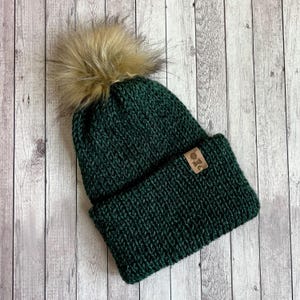 Cappello lavorato a mano a doppio strato, caldo berretto lavorato a maglia con pompon di pelliccia, cappello invernale, berretto unisex, cappello a doppia tesa