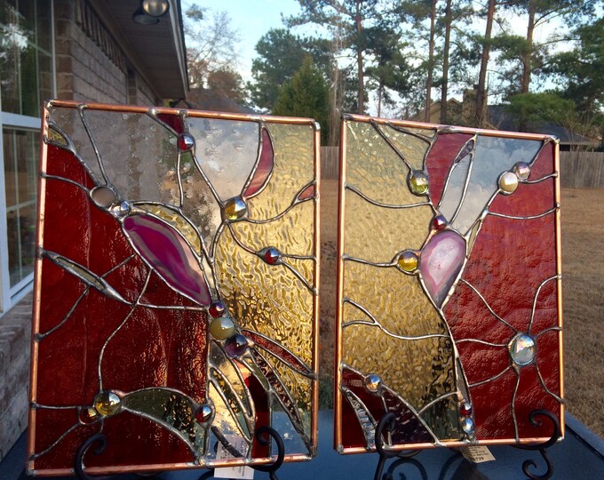A closer look at Artistic Transom Glass Wall