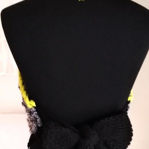 Sweater/ top Hand-knitted black and yellow top,sweater with open back and tying around the neck, with a bow on the back image 7