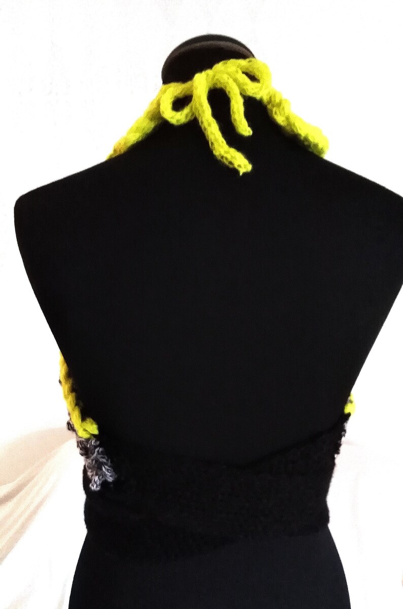 Sweater/ top Hand-knitted black and yellow top,sweater with open back and tying around the neck, with a bow on the back image 8