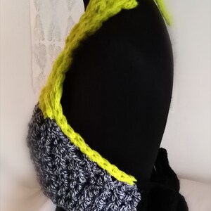 Sweater/ top Hand-knitted black and yellow top,sweater with open back and tying around the neck, with a bow on the back image 6