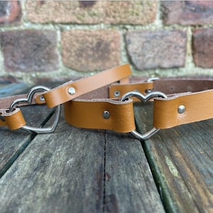 Real leather heart ring choker necklace 10mm or 19mm wide choice of 13 colours 12.5-15.5 inches or custom size handmade collar goth punk London Tan