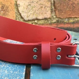 Red Real Leather Belt 3/4 19mm 1 1/2 38mm Choice of width, buckle, keeper loop & size Handmade from leather whole butt splits zdjęcie 3