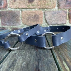 Real leather o-ring choker necklace 10mm or 19mm wide choice of 13 colours 12.5-15.5 inches or custom size handmade collar goth punk Grey