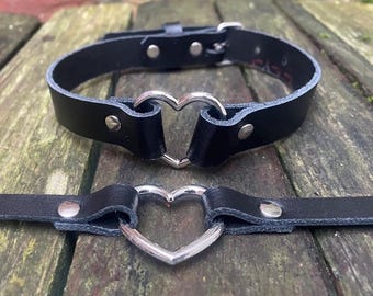 Collana Girocollo In Pelle Rosa Con Cuore Peloso – Choker Gotico Fatto A Mano, Regolabile, Gioiello Moda Donna