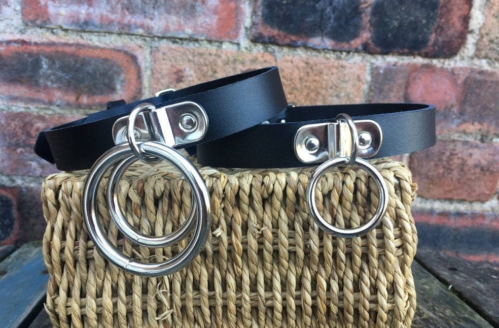 SiaLinda: Ring echtem Leder schwarz mit kleinem O-Ring 12mm