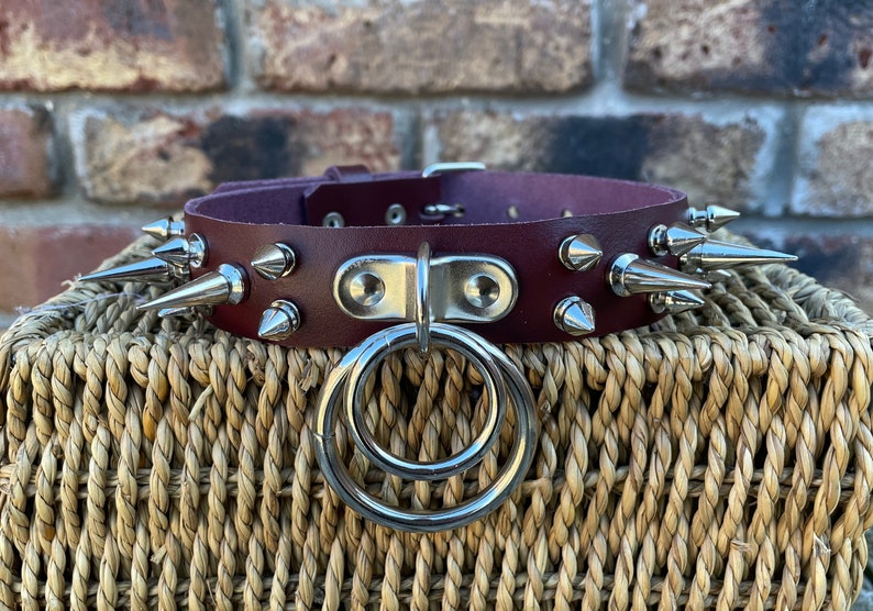 Real Leather Double Spiked D & O-Ring 1 inch wide Choker Necklace Choice of Colours Ring Size and Spikes Hand Made Goth Punk zdjęcie 10