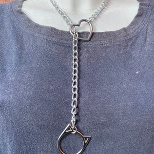 Slip Chain Choker Halskette mit Herz, Katze oder O-ring Handmade Goth Punk 1 Heart & 1 Cat ring