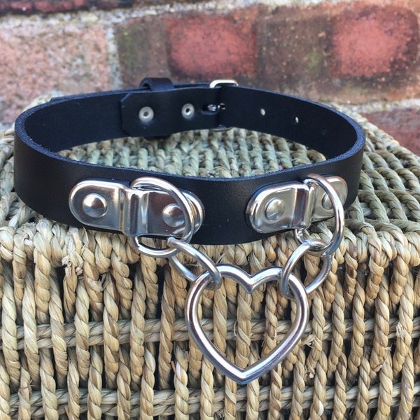 Real Leather Double D & Heart Ring Choker Necklace Choice of Colours Hand Made Goth Punk