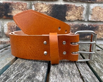 Tan 2 Pronged Buffalo lederen handgemaakte gewone riem 3,5-4 mm dik volnerf 1 1/2 "(38 mm) of 2" (50 mm) breed leer