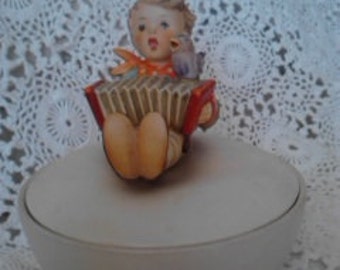 Vintage Goebel  Hummel  "Let's Sing"      Covered Candy Dish,