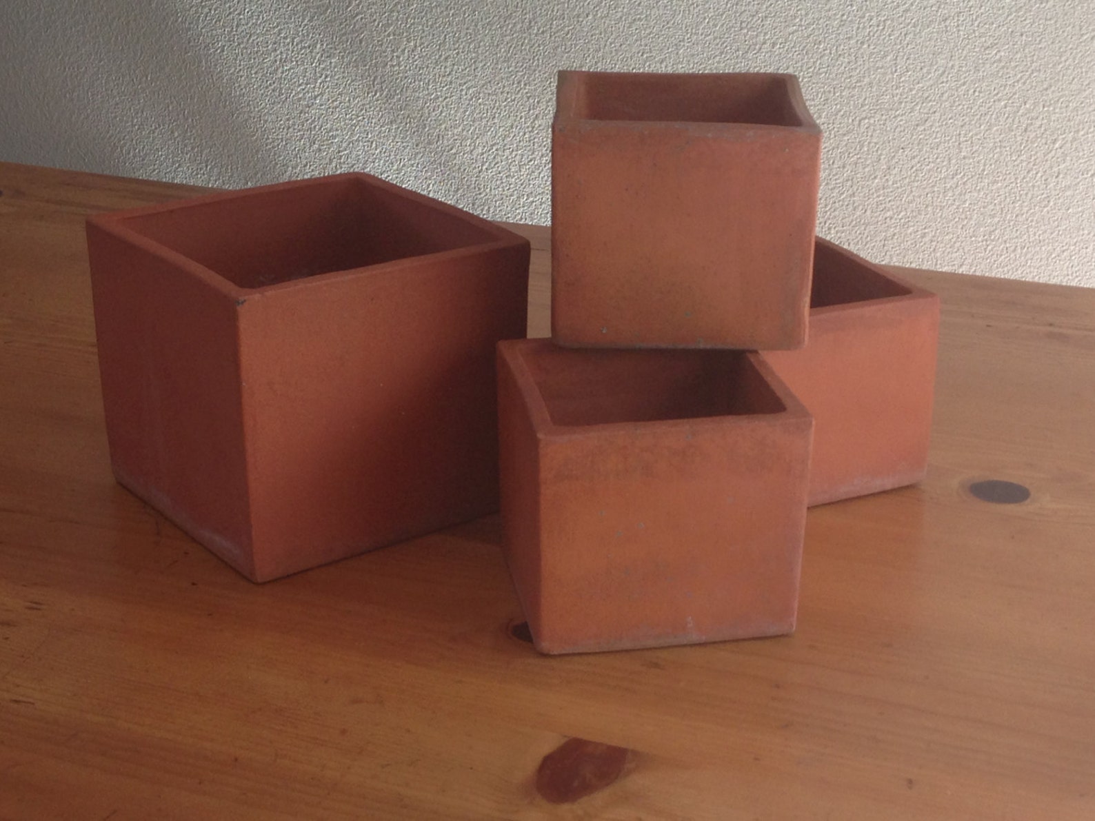 Square clay plant pots