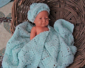 Newborn Frosted Aqua Velvet Soft Receiving Blanket with Baby Beret