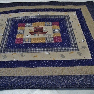 Handcrafted Noah&#39;s Ark Theme Medallion Mini Quilt