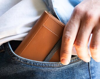 Upcycled Brown Leather Bifold Wallet: Slim Minimalist Men's Accessory