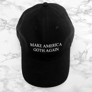 Casquette de baseball non structurée Make America Goth Again