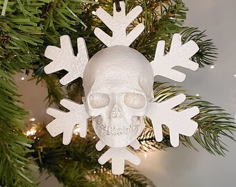 Skull Snowflake Creepmas Ornament
