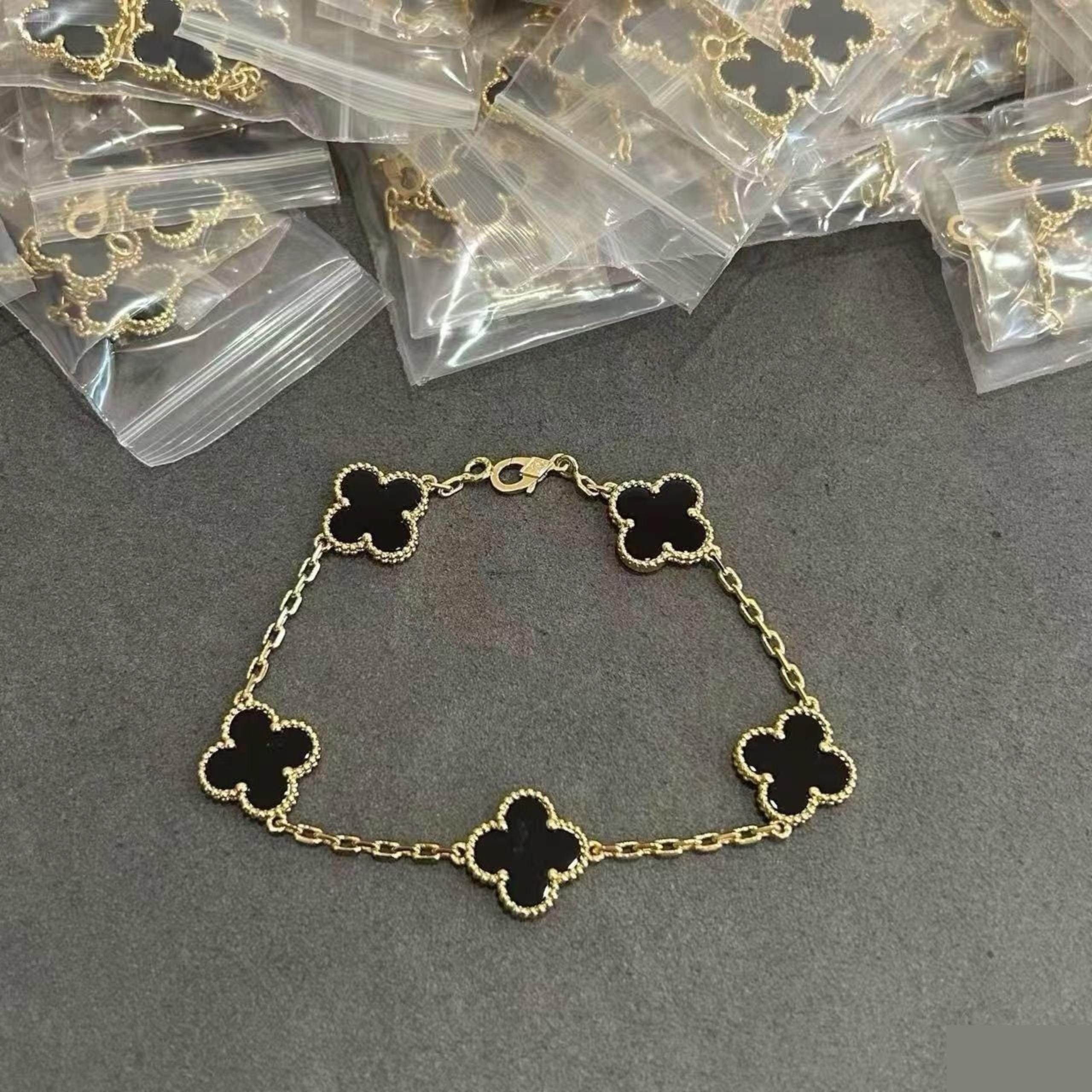 Vintage alhambra bracelet 5 motifs - Etsy 日本