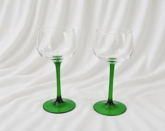Set of 2 Vintage French Luminarc Green Stem  Wine Glasses