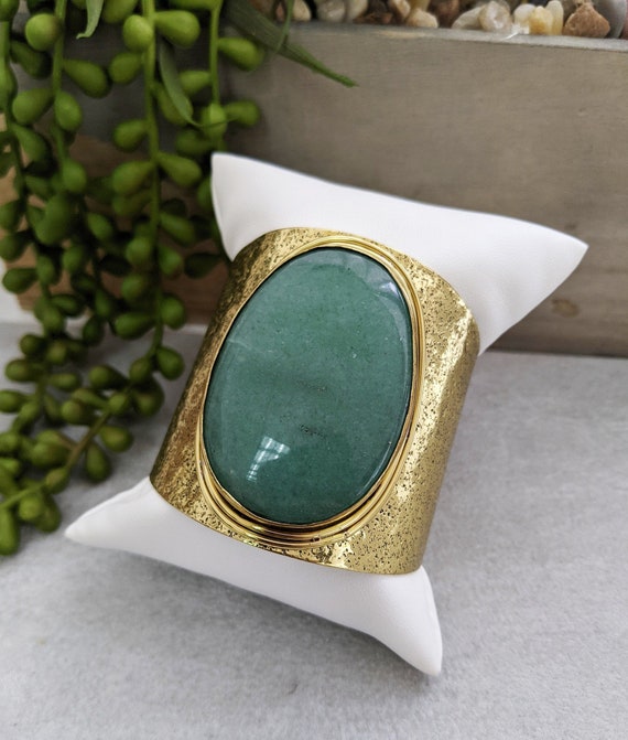 Saachi bracelet best sale
