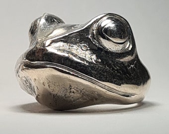 British Frog ring, handmade, sterling silver