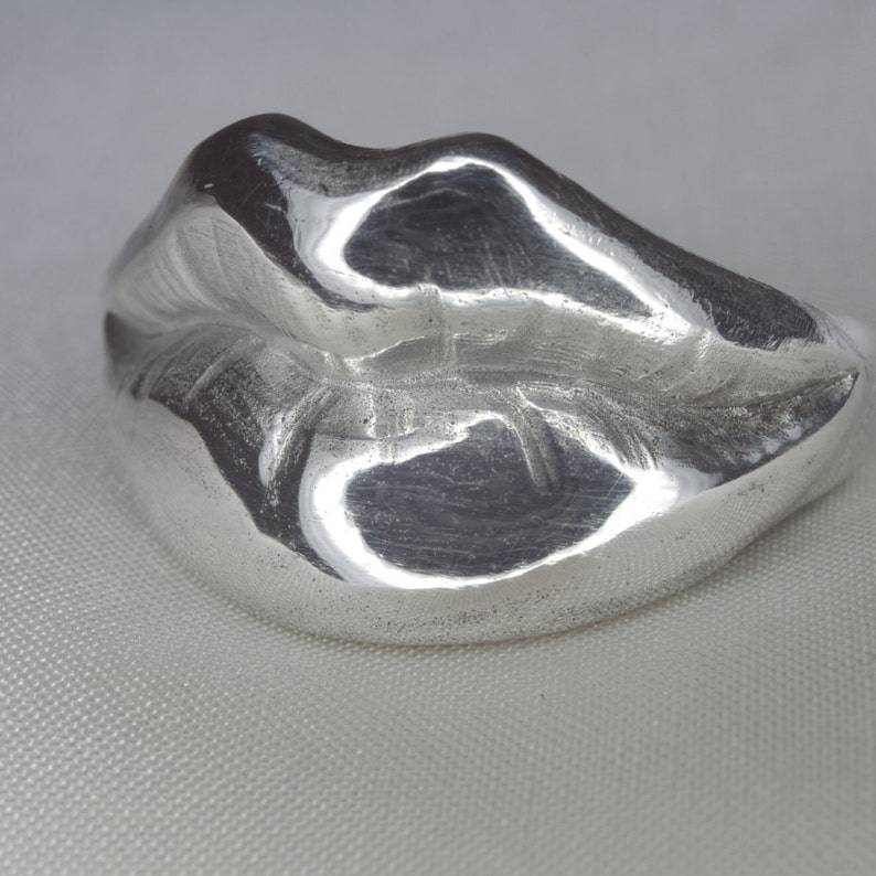 Anello labbra, argento sterling, fatto a mano, insolito immagine 4