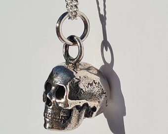 Petit collier tête de mort fabriqué en Grande-Bretagne, collier pirate fait main