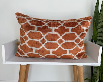 Light Brown Geometric Velvet Pillow, Copper Color Pillow, Cover Silk Ikat Pillowcase, Ikat Cushion, Throw Pillows, Bronze Lumbar Pillows