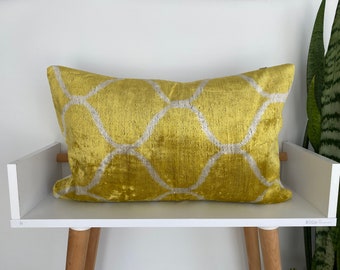 16x24 Ikat Velvet Pillow Cover, Handmade Ikat Cushion, Decorative Throw Pillow, Boho Velvet Cushion Cover, Turkish Ikat Home Decor