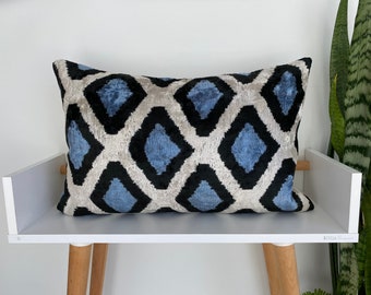 16x24 Ikat Velvet Pillow Cover, Handmade Ikat Cushion, Decorative Throw Pillow, Boho Velvet Cushion Cover, Turkish Ikat Home Decor