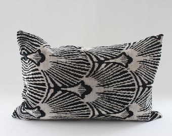 16x24 Ikat Velvet Pillow Cover, Handmade Ikat Cushion, Decorative Throw Pillow, Boho Velvet Cushion Cover, Turkish Ikat Home Decor