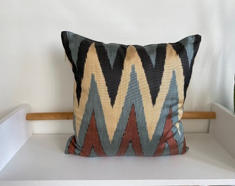 Ikat Pillow, Hand Woven Ikat Pillow Cover, Ikat throw pillows, Ikat Pillow, Designer pillows, Decorative pillows, Accent pillows