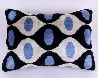 Ikat Velvet Pillow Cover, Handmade Ikat Cushion, Decorative Throw Pillow, Boho Velvet Cushion Cover, Turkish Ikat Home Decor
