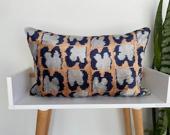 16x24 Ikat Velvet Pillow Cover, Handmade Ikat Cushion, Decorative Throw Pillow, Boho Velvet Cushion Cover, Turkish Ikat Home Decor