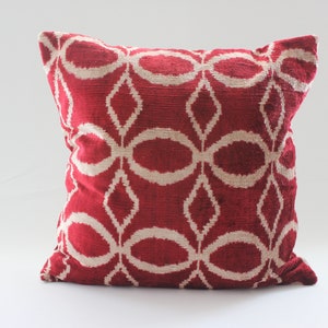 İkat Style Pillow,Velvet Couch Pillow,Bohemian Design Pillow,Red Cream Pillow,Decorative Throw Pillow Cover Accent Velvet Pillow 20&#39;&#39;x20&#39;&#39;