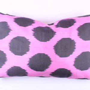 Buglem / Handmade Silk cotton ikat Pillow Cover- 15,60x24,40 inch