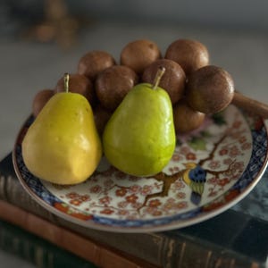Vintage Imari-Style Decorative Plate with Wooden Grapes & Faux Pears, Curated Fruit Display Set