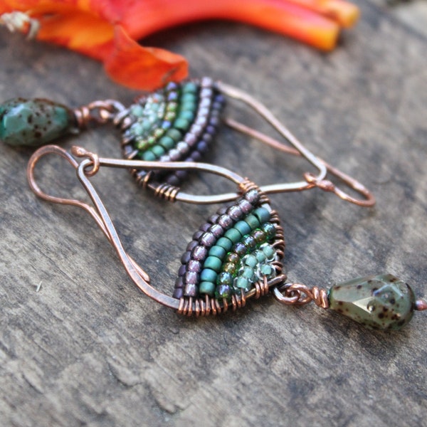 Oxidized Copper Seed Bead Inverted Petal Earring, Wire Jewelry, Wire wrapped, Boho Earrings, Green purple, Lightweight Earrings, Boho