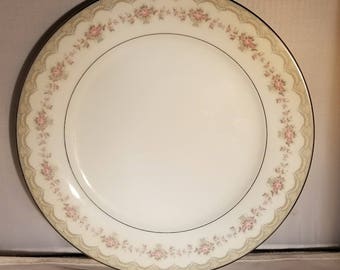 Noritake Japan Dinner Plate, Glenwood Pattern (5770)