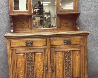 Antique English Oak Buffet/Side Board, Circa: 1910 - FREE SHIPPING