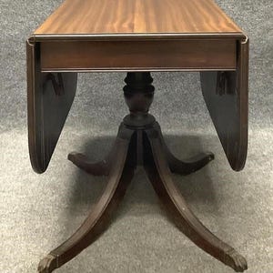 Antique Brandt Duncan Phyfe Style Mahogany Drop Leaf Dining Room/Breakfast Table - Free Shipping