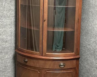 Vintage Drexel Mahogany Corner Cabinet -  circa 1960 - FREE SHIPPING