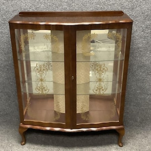 Antique Curio Cabinet, Circa: 1920/1950   - FREE SHIPPING