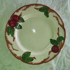 Vintage 1950s Franciscan Apple Dinner Plate, Round Ovensafe Mark - FREE SHIPPING