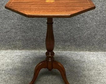 American Colonial Revival/Federal-style octagon tilt-top pedestal table FREE SHIPPING