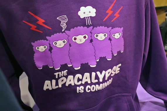 Alpaga Alpacalypse Alpacalypse Alpaga Hoodie - hommes / dames / Sweat à capuche unisexe - alpagas - violet pull - cadeaux alpaga - Sweat à capuche drôle 55271c Alpaga Alpacalypse Alpacalypse Alpaga Hoodie - hommes / dames / Sweat à capuche unisexe - alpagas - violet pull - cadeaux alpaga - Sweat à capuche drôle 55271c
