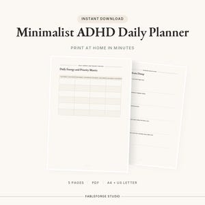 Può includere: Un modello di agenda digitale intitolato Minimalist ADHD Daily Planner, che presenta una matrice di energia e priorità giornaliera e una pagina Brain Dump. Il documento include testo per instant download, print at home in minutes, 5 pages, PDF, A4, US Letter.