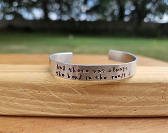 Anne, la maison aux pignons verts - Et il y avait toujours un détour - Bracelet manchette en métal estampé - LM Montgomery